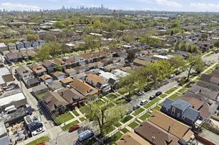 3135 N Kilbourn Ave, Chicago, IL 60641 - Photo 33