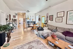 2947 W Cortland St, Chicago, IL 60647 - Photo 7