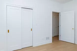 6044 S Eberhart Ave, Chicago, IL 60637 - Photo 25