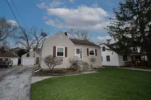 1953 Wisconsin Ave, Downers Grove, IL 60515 - Photo 3