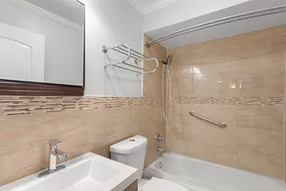 6201 N Kenmore Avenue #302, Chicago, IL 60660 - Photo 11