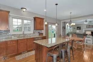 24054 S Sunset Lakes Dr, Manhattan, IL 60442 - Photo 11