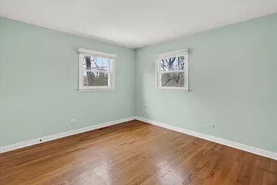 5635 Alabama Avenue, Clarendon Hills, IL 60514 - Photo 13