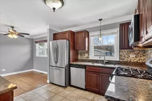 5635 Alabama Ave, Clarendon Hills, IL 60514 - Photo 7