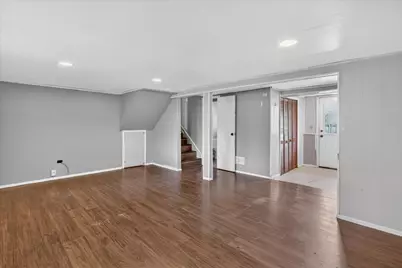 5635 Alabama Avenue, Clarendon Hills, IL 60514 - Photo 19