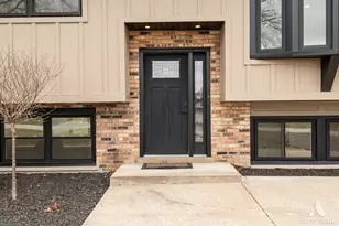 10521 Fitzsimmons Dr, Palos Park, IL 60464 - Photo 3