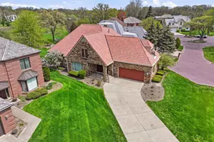 910 Red Fox Ln, Oak Brook, IL 60523 - Photo 39