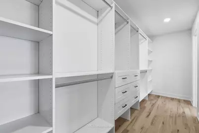 9322 S Trumbull Avenue, Evergreen Park, IL 60805 - Photo 13