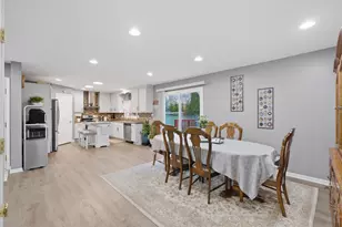 1405 Charles Ave, Algonquin, IL 60102 - Photo 7