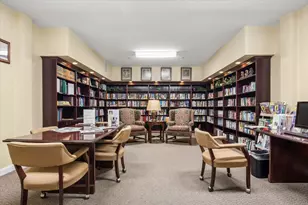 801 N McLean Blvd, Elgin, IL 60123 - Photo 15