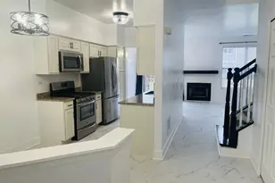 2813 Powell Ct, Naperville, IL 60563 - Photo 5