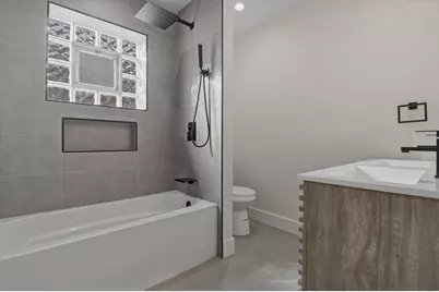 7230 S Avers Avenue, Chicago, IL 60629 - Photo 27