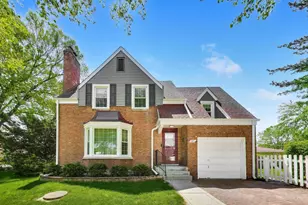 5601 Carol Ave, Morton Grove, IL 60053 - Photo 1