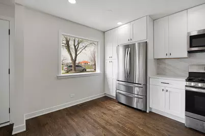 7727 New England Avenue, Burbank, IL 60459 - Photo 5