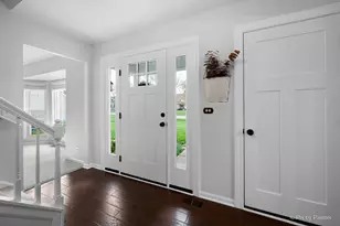 1567 Haines Dr, Batavia, IL 60510 - Photo 3