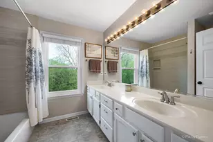 1567 Haines Dr, Batavia, IL 60510 - Photo 27