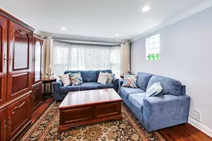 5136 W Lee St, Skokie, IL 60077 - Photo 5