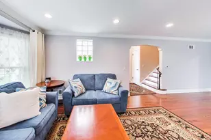 5136 W Lee St, Skokie, IL 60077 - Photo 7