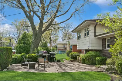 2007 N Spruce Terrace, Arlington Heights, IL 60004 - Photo 21