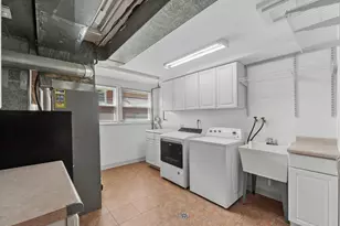 2007 N Spruce Terrace, Arlington Heights, IL 60004 - Photo 15