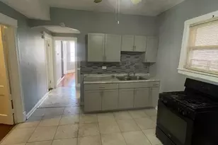 8136 S Exchange Ave, Chicago, IL 60617 - Photo 5