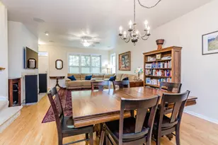 220 W Scott St, Chicago, IL 60610 - Photo 9