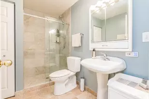 220 W Scott St, Chicago, IL 60610 - Photo 17