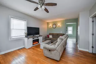 128 E Blair St, West Chicago, IL 60185 - Photo 3
