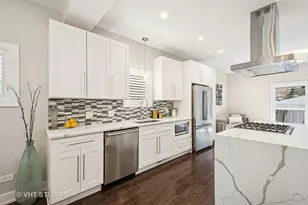 3125 S Giles Ave, Chicago, IL 60616 - Photo 9