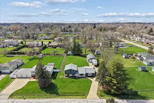 2N548 Pleasant Ave, Glen Ellyn, IL 60137 - Photo 23