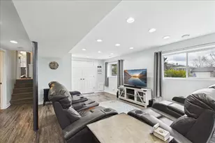 2N548 Pleasant Ave, Glen Ellyn, IL 60137 - Photo 17