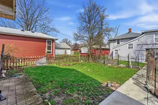 618 E 12th St, Lockport, IL 60441 - Photo 9