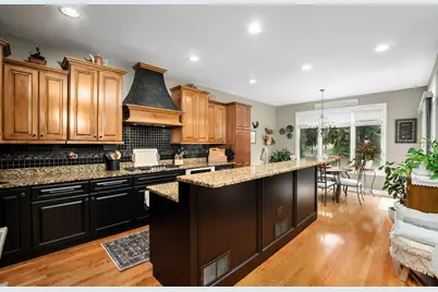 271 Arbor Glen Boulevard #271, Schaumburg, IL 60195 - Photo 9