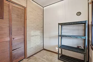 315 S Joliet St, Wilmington, IL 60481 - Photo 9