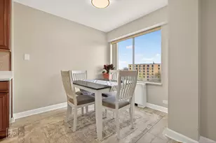 7141 N Kedzie Ave, Chicago, IL 60645 - Photo 5