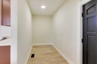 6730 W Dakin Street, Chicago, IL 60634 - Photo 11