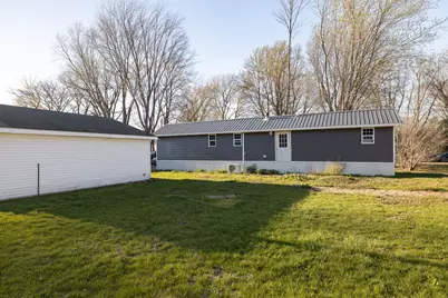 745 E Dayton Court, Godley, IL 60407 - Photo 9