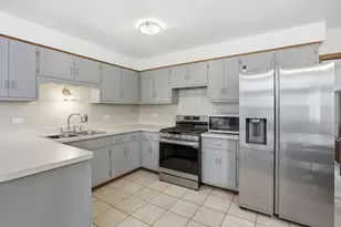 8512 161st Pl, Tinley Park, IL 60487 - Photo 11