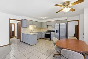 8512 161st Pl, Tinley Park, IL 60487 - Photo 13