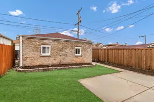 2417 N 76th Ave, Elmwood Park, IL 60707 - Photo 33