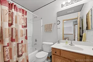 17660 S Alta Dr, Lockport, IL 60441 - Photo 21