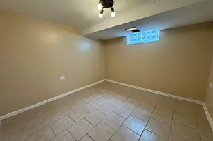 11022 S Avenue D, Chicago, IL 60617 - Photo 15