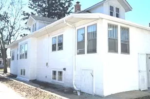 1548 Campbell Ave, Des Plaines, IL 60016 - Photo 3