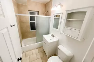 1957 W Waveland Ave, Chicago, IL 60618 - Photo 5