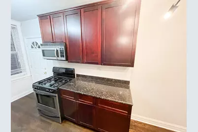 1957 W Waveland Avenue #1, Chicago, IL 60618 - Photo 3