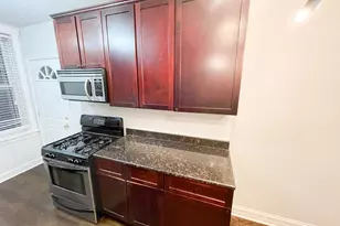 1957 W Waveland Ave, Chicago, IL 60618 - Photo 3