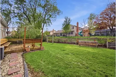 492 Weidner Road, Buffalo Grove, IL 60089 - Photo 17