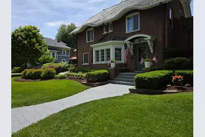 846 W Downer Place, Aurora, IL 60506 - Photo 3