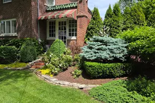 846 W Downer Pl, Aurora, IL 60506 - Photo 9