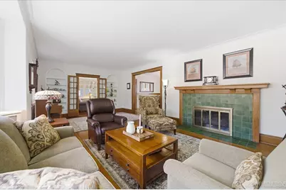 846 W Downer Place, Aurora, IL 60506 - Photo 35